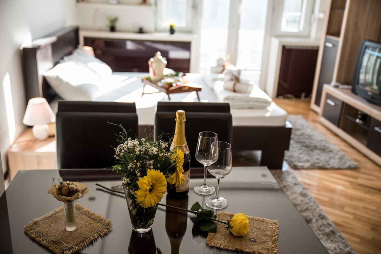 Balkan-Inn Parlament Apartment Белград Екстериор снимка